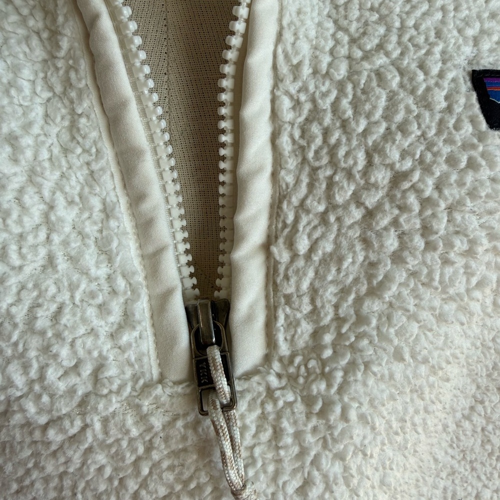 Patagonia Off-White Fleece Jacket - Picture 4 of 12